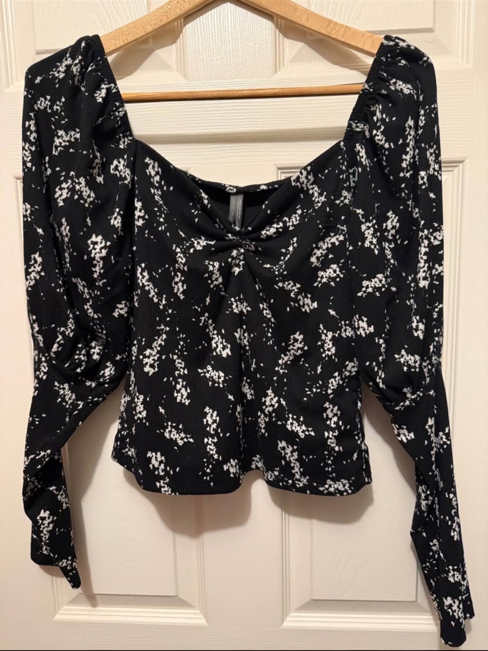 Anthropologie Black and White Floral-Print Long-Sleeve Blouse